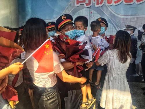 动车人妻在线视频,在线视频引发热议